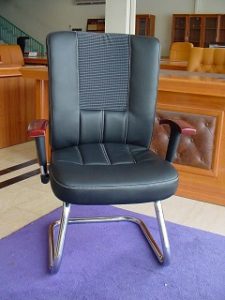 CGL 63 BA-LOW BACK VISITOR CHAIR